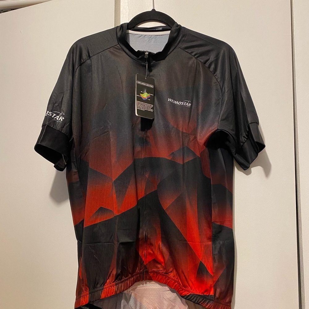 Windstar Men's Dynamic Black and Red Jersey